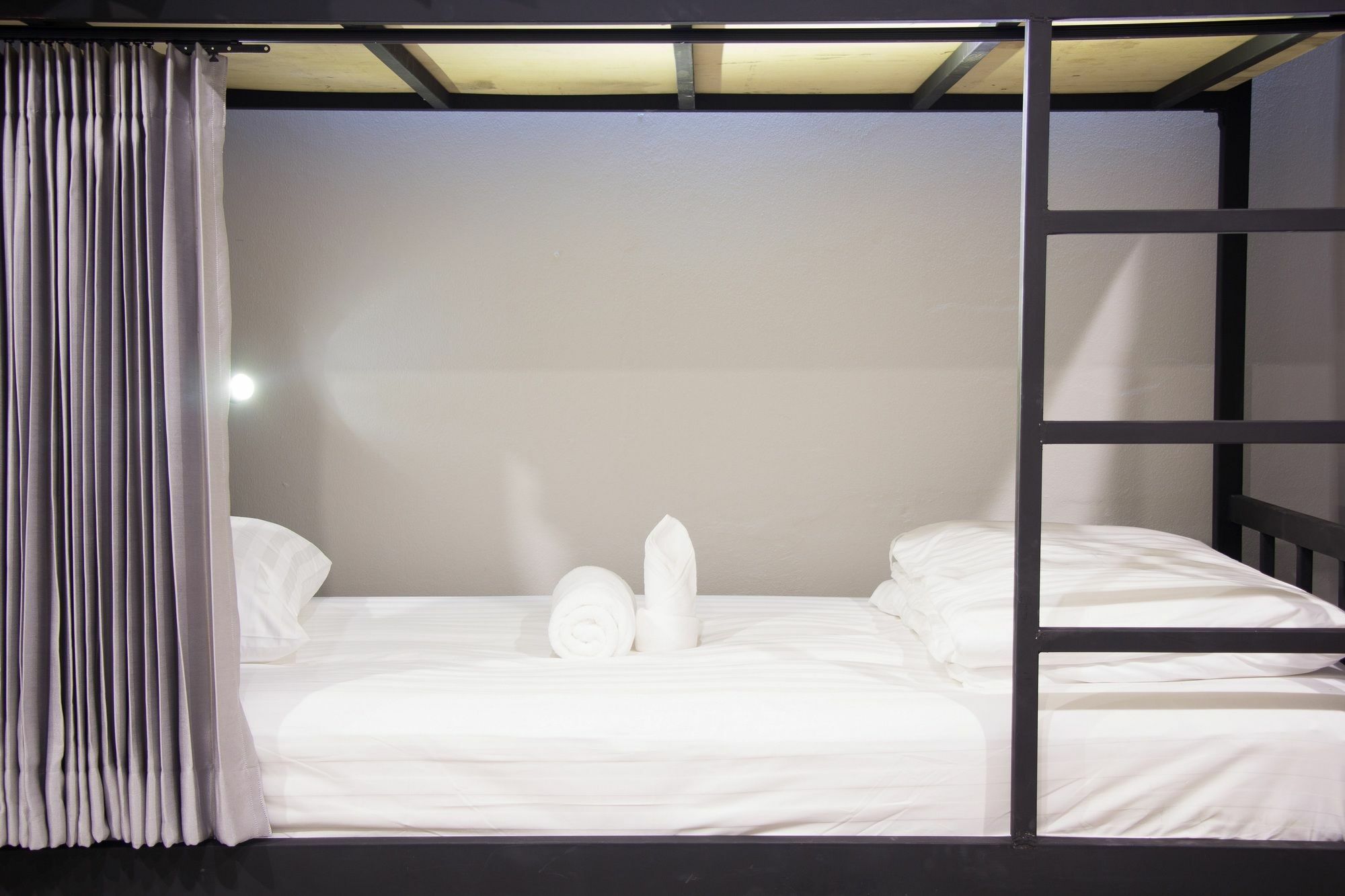 Zen Hostel Chiangmai Chiang Mai Dış mekan fotoğraf