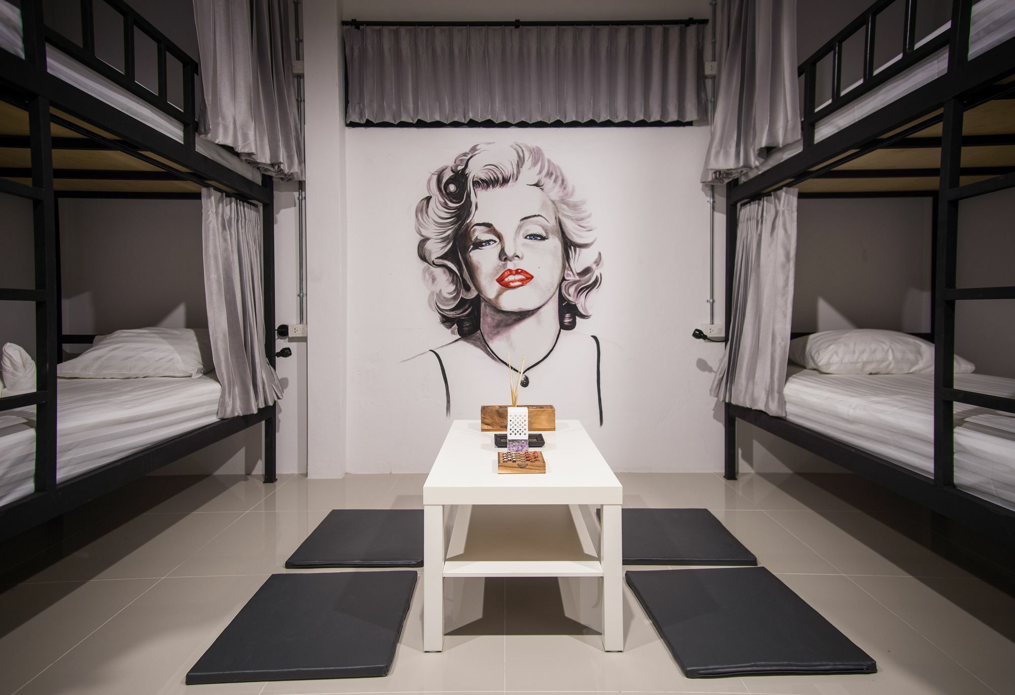 Zen Hostel Chiangmai Chiang Mai Dış mekan fotoğraf